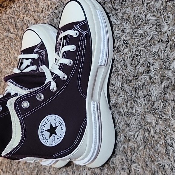 Run Star Legacy Cx Future Comfort Sneaker in Black Cherry, White, & EgretConve - Picture 2 of 6